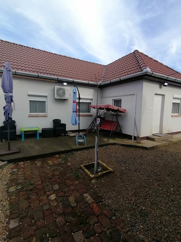 Debrecen Déli részén két különálló családi ház eladó
