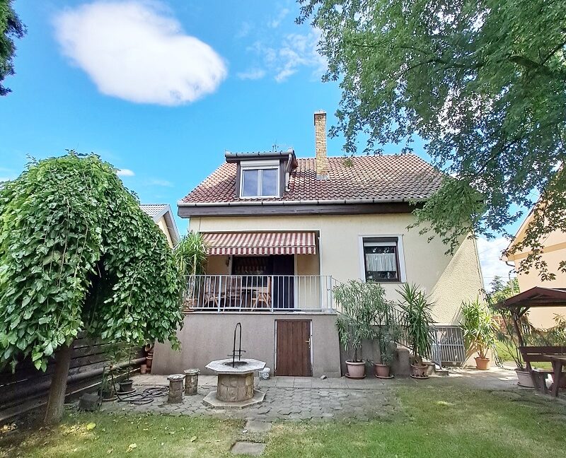 ház külső belső kert