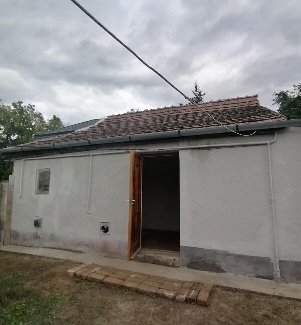 6újabb